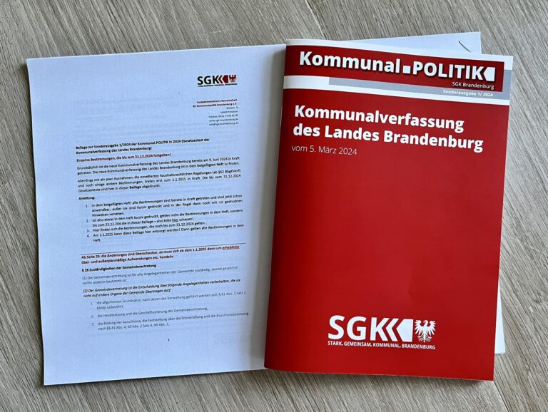 DIE NEUE KOMMUNALVERFASSUNG DES LANDES BRANDENBURG